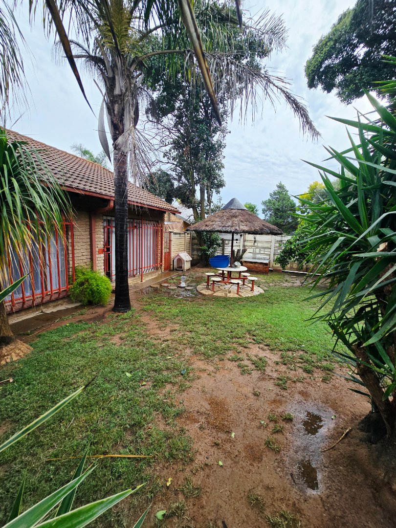 3 Bedroom Property for Sale in Flimieda North West